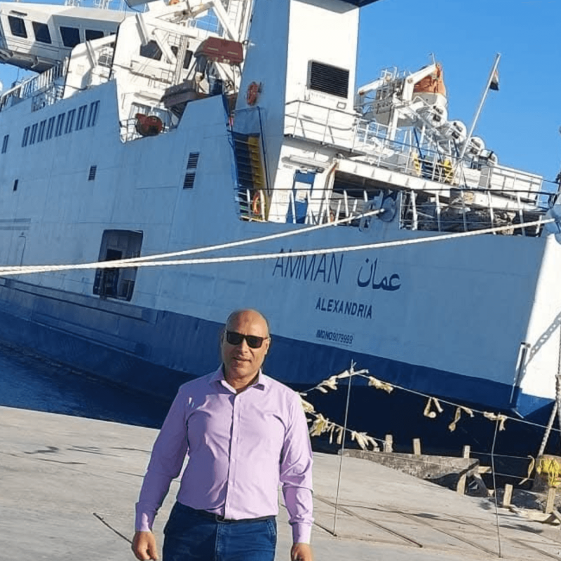 في شركة الخالدية للخدمات الجمركية والاستيراد والتصدير، نحن نمنحك الحل الأمثل لاستيراد شحناتك باسم شركتنا، لنتولى عنك كافة التفاصيل اللوجستية والمالية.
